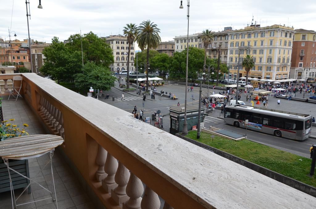 Un Caffe Sul Balcone 1 Apartment Rome Ruang foto